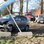 Zderzenie dwóch samochodów w Wyczechach. Fot. Wojciech Piepiorka