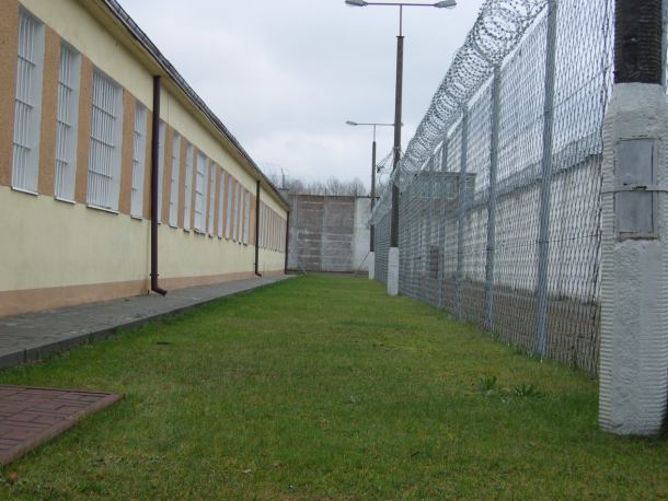 Dwóch funkcjonariuszy z ZK w Czarnem wyjechało do Izraela