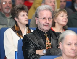 Obecny burmistrz zostaje