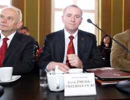 Podwyżka za ambitne plany