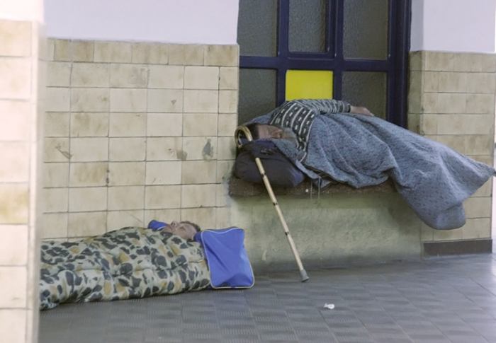 Noclegownia dla bezdomnych mężczyzn już pełna