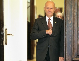 Redzimski złożył ślubowanie