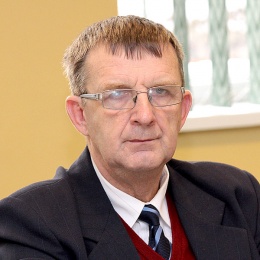 Dlaczego Adamczak zrezygnował z mandatu?
