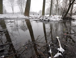 Woda powoli ustępuje