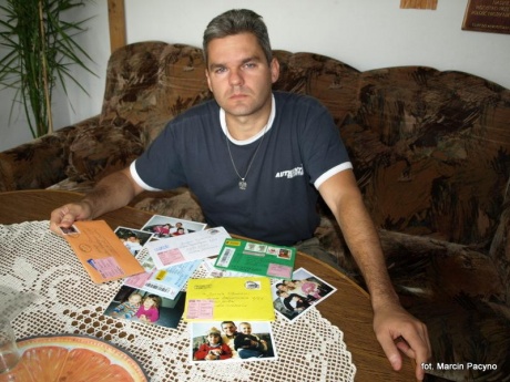 Austriacki sąd odebrał mu prawa rodzicielskie