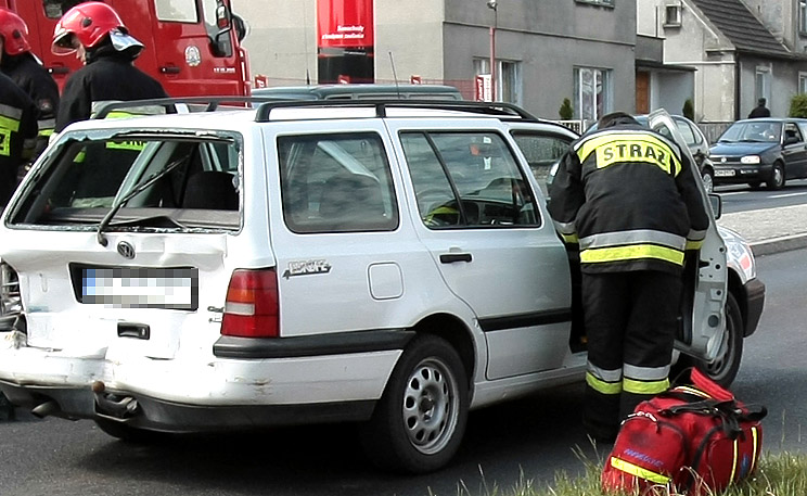 Jak nie zauważyć uderzenia w autobus