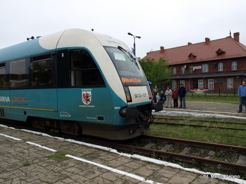 Podzielą się dworcem?