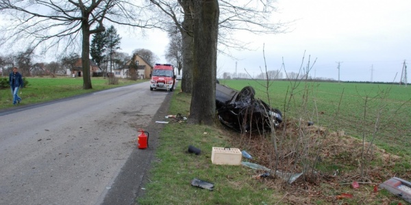 Citroen zjechał na przeciwny pas
