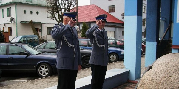 Uczcili zamordowanych policjantów (FOTO)
