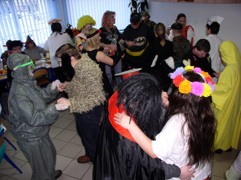 Przestawiani z kąta w kąt