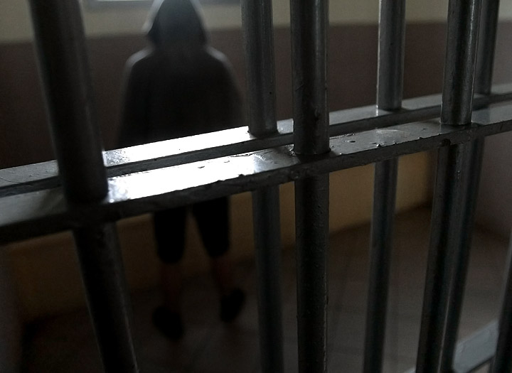 Połamał ofierze żebra. Ukradł... 20 złotych