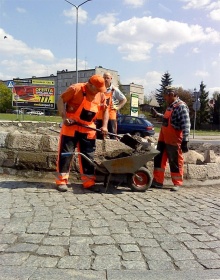 Tucholskie rondo pięknieje