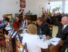 Pomogą policjantom. Kupią im...