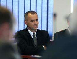 Radni chcą budowy basenu