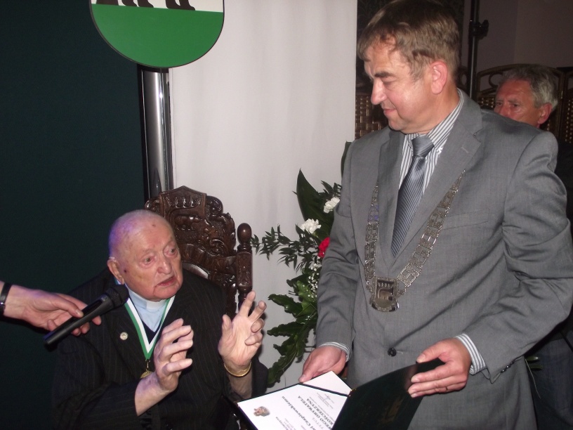Kolejny honorowy obywatel FOTO