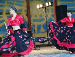 Zobacz folklor z Ukrainy i Białorusi