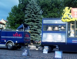 Grali na dzwonach (FOTO)
