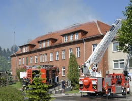 Dają pieniądze na spalony szpital