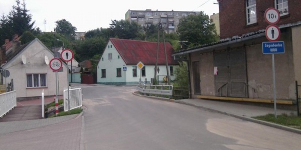 Kładka specjalnie dla pieszych. Na pewno?