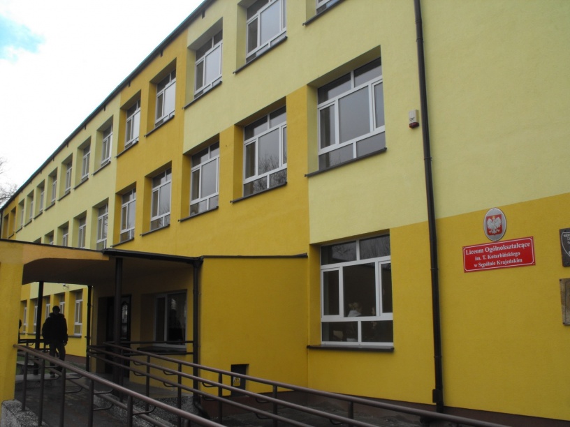 Powiat chce przejąć uczniów