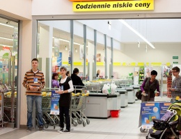 Możesz pomóc. Wystarczy kupić trochę więcej żywności