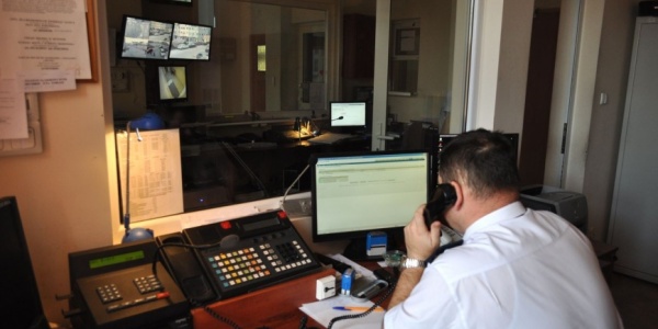 Policjanci uratowali życie kobiecie