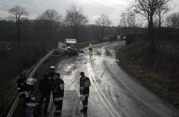 TIR zmiażdżył busa (FOTO)