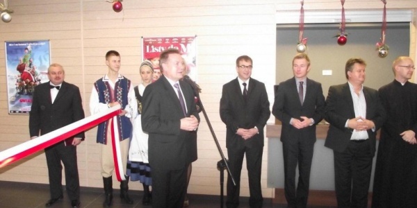 Ponad rok opóźnienia! W końcu otworzyli salę (FOTO)