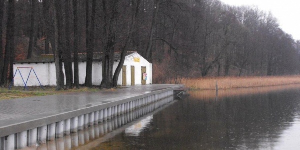 Krajna sprzedaje, gmina kupuje