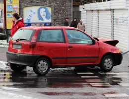 Bliskie spotkanie fiata z peugeotem (FOTO)