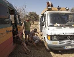 Rzeka Senegal i droga do Mali