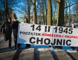 Nie chcą ´czołobitności´ władz