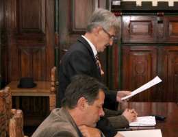 Adrian K. wycofał się z przetargu