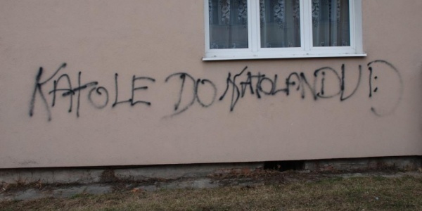 Wandale wpadli w ręce policji. Pomógł monitoring (FOTO)