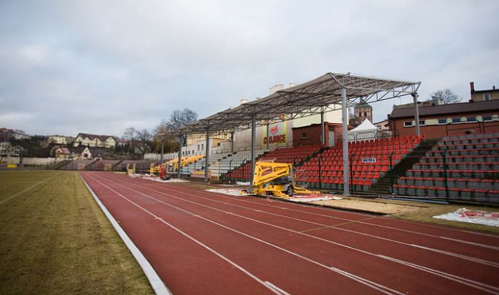 Stadion w Chojnicach na miarę ekstraklasy? To żart na prima aprilis