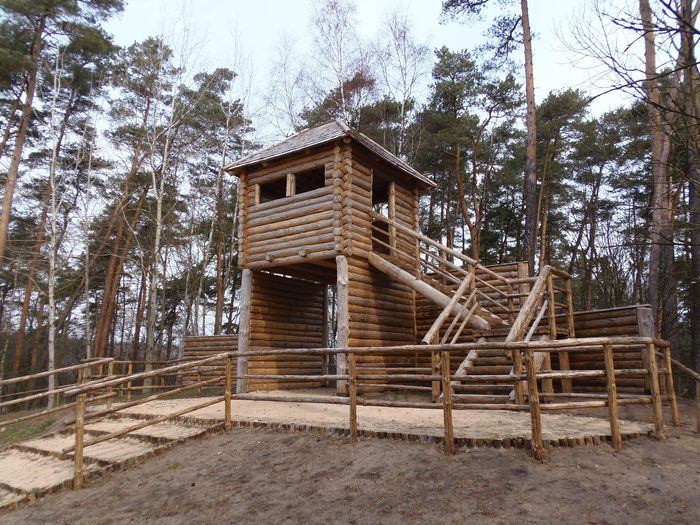 Wójt gminy Chojnice chce dać pieniądze Tucholi na odbudowę grodziska w Raciążu 