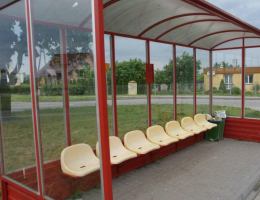 Nowe wiaty przystankowe
