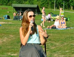 Marta Żmuda-Trzebiatowska promuje gminę (FOTO)
