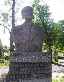 Pomnik przejdzie przez ulicę