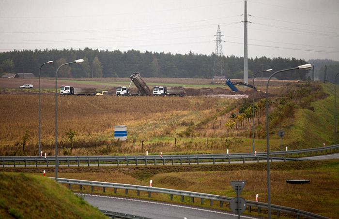 Ruszyła budowa galerii handlowej w Pawłówku FOTO