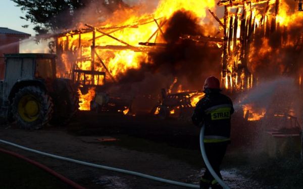 150 tys. złotych strat w pożarze (FOTO)
