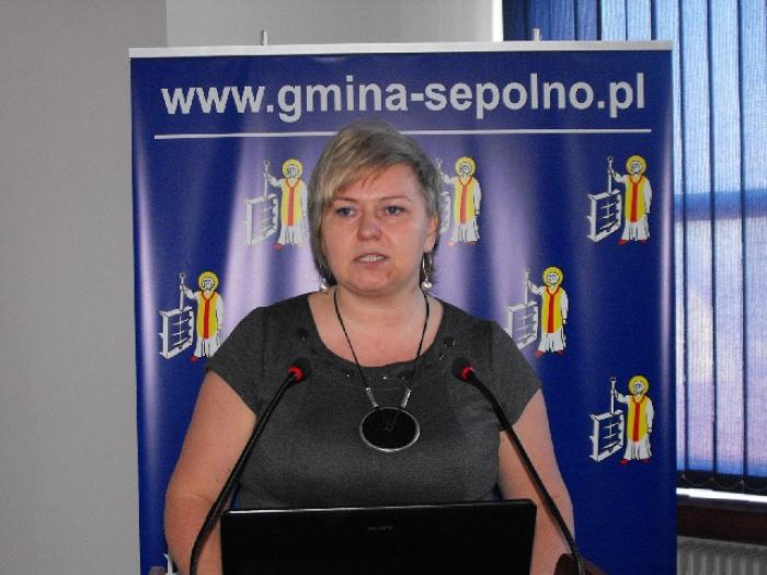 Coraz więcej osób korzysta z usług Ośrodka Pomocy Społecznej