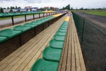 100 tysięcy na stadion 