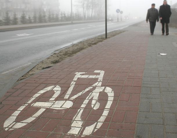 Inspektor nadzoru budowlanego kazał zamknąć... ścieżkę rowerową