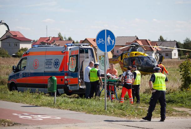 Potrącenie pieszego i najechanie (FOTO, AKTUALIZACJA)