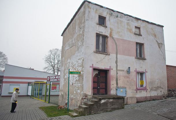 Co dalej z basztą przy ulicy Jeziornej? 