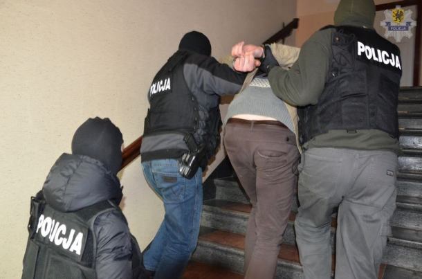 Tymczasowy areszt dla sprawcy napadu na bank w Chojnicach