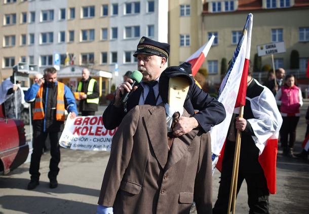 Przedstawili swoje postulaty i spalili kukłę wicemarszałka 