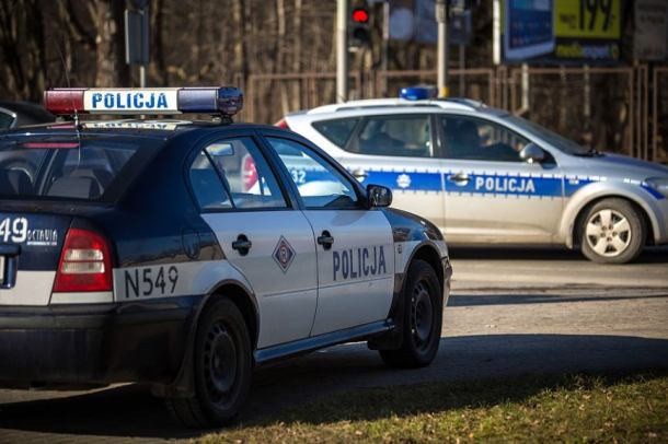 Nieznani sprawcy ukradli bankomat!