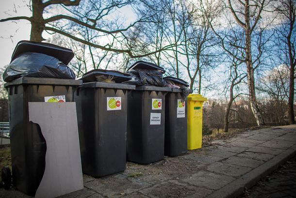 Segregacja śmieci także w blokach?